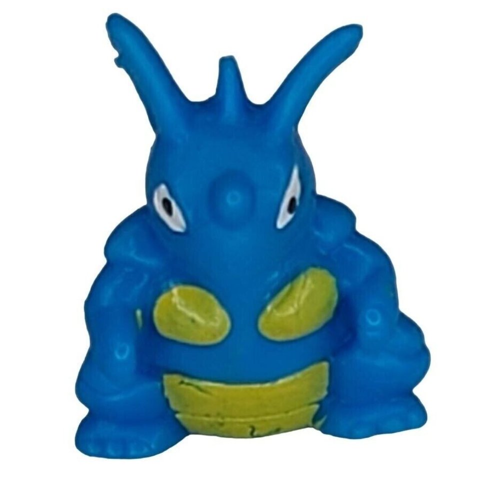 Pokemon 2000s Mini Vinyl RL Gumball Miniature Size Nidoqueen Action Figure